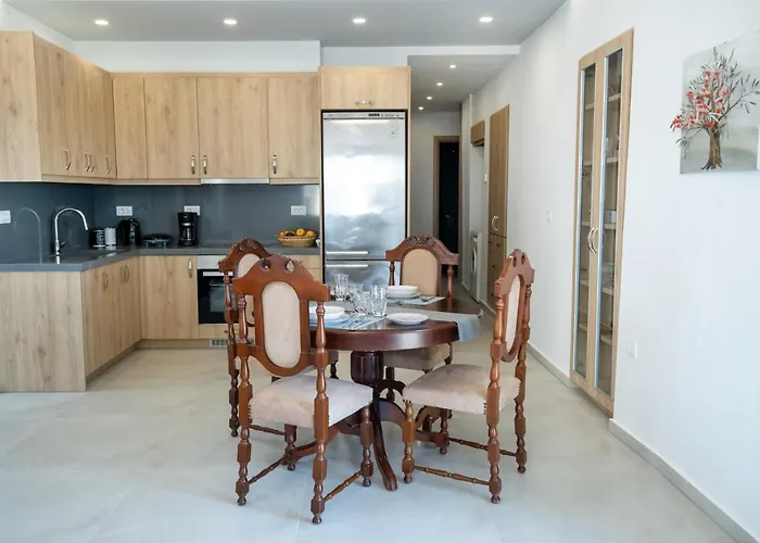 George\'S Apartment
